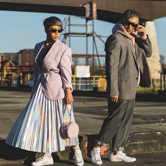 Meet New Poshers, Glenn and Khay - Picture 3 of 4